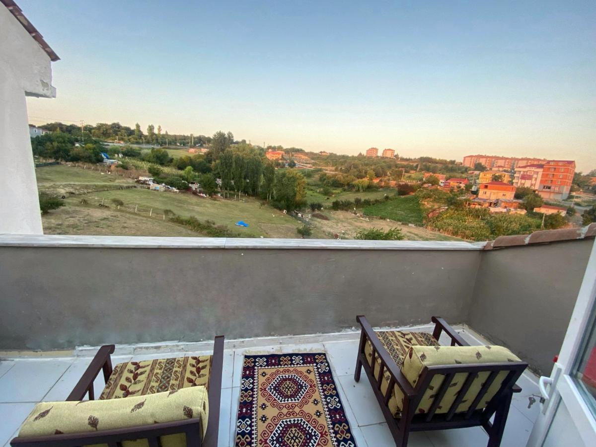 Apartmán Cozy House Near The Airport Arnavutkoy Exteriér fotografie